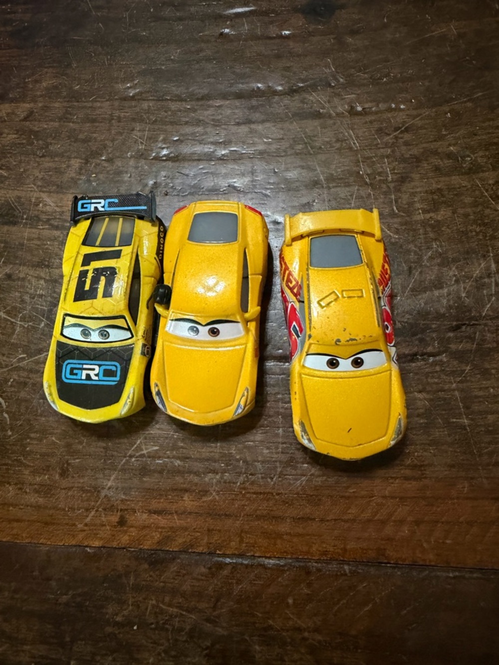 cruz ramirez Pixar cars diecast bundle cars on the road radiator springs toys